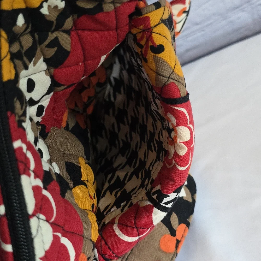 Vera Bradley retired "Bittersweet" pattern Clare crossbody bag - Picture 10 of 12